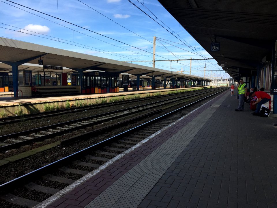 Gare de Charleroi - Quais 8 et 9
