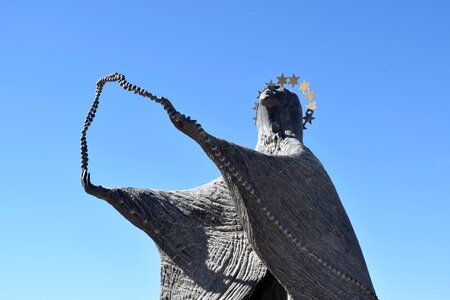 Lisbon sculpture maria photo