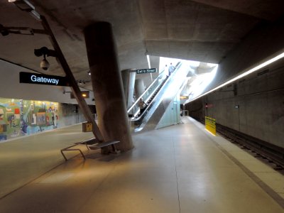 Gateway T platform & escalator jeh photo