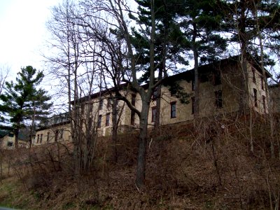 Germania Wine Cellars Apr 11
