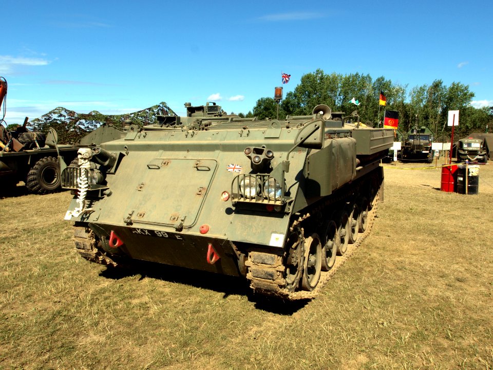 GKN-Sankey FV432 APC pic1