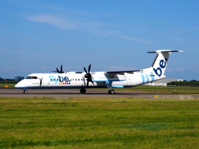 G-FLBD Flybe De Havilland Canada DHC-8-402Q Dash 8 - cn 4259 taxiing 19july2013 pic-002