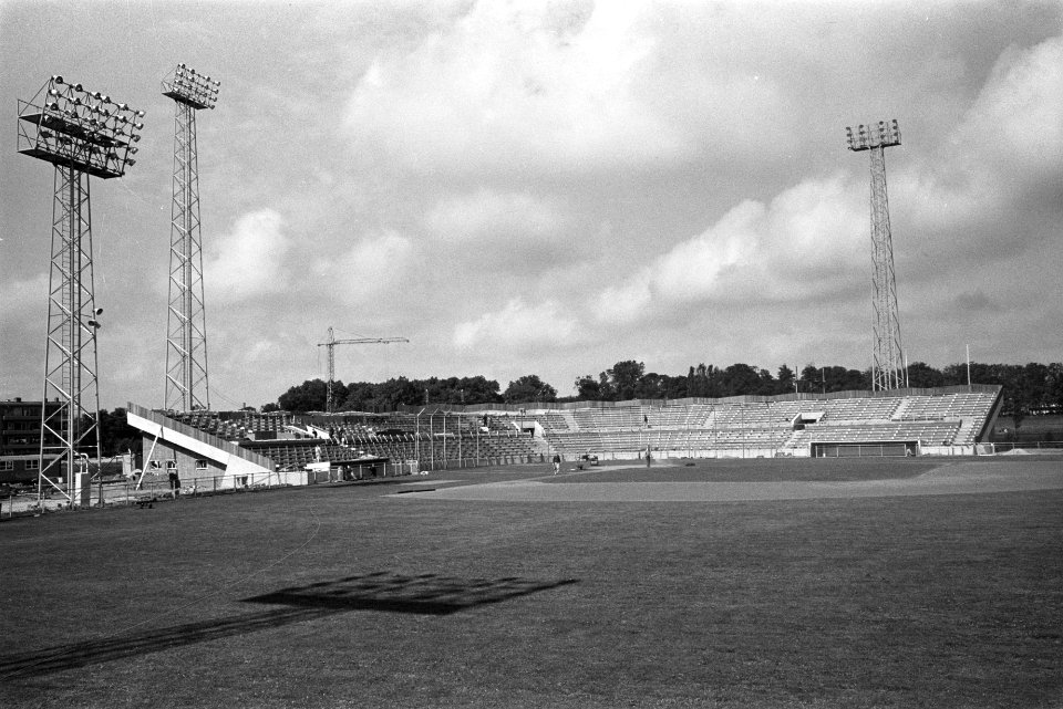 Honkbalstadion aan Orionweg te Haarlem bijna gereed, Bestanddeelnr 915-3032