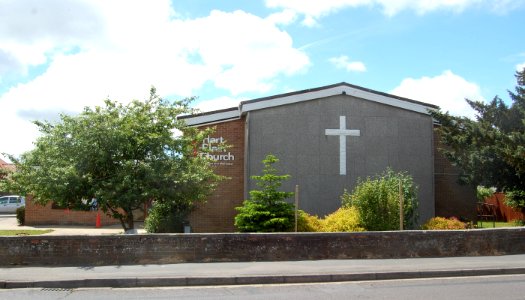 Hart Plain Church, Hart Plain Avenue, Cowplain (May 2019) (1)