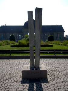 Hans Aeschbacher „Mahnmal für die Deutsche Einheit 1965“, Front
