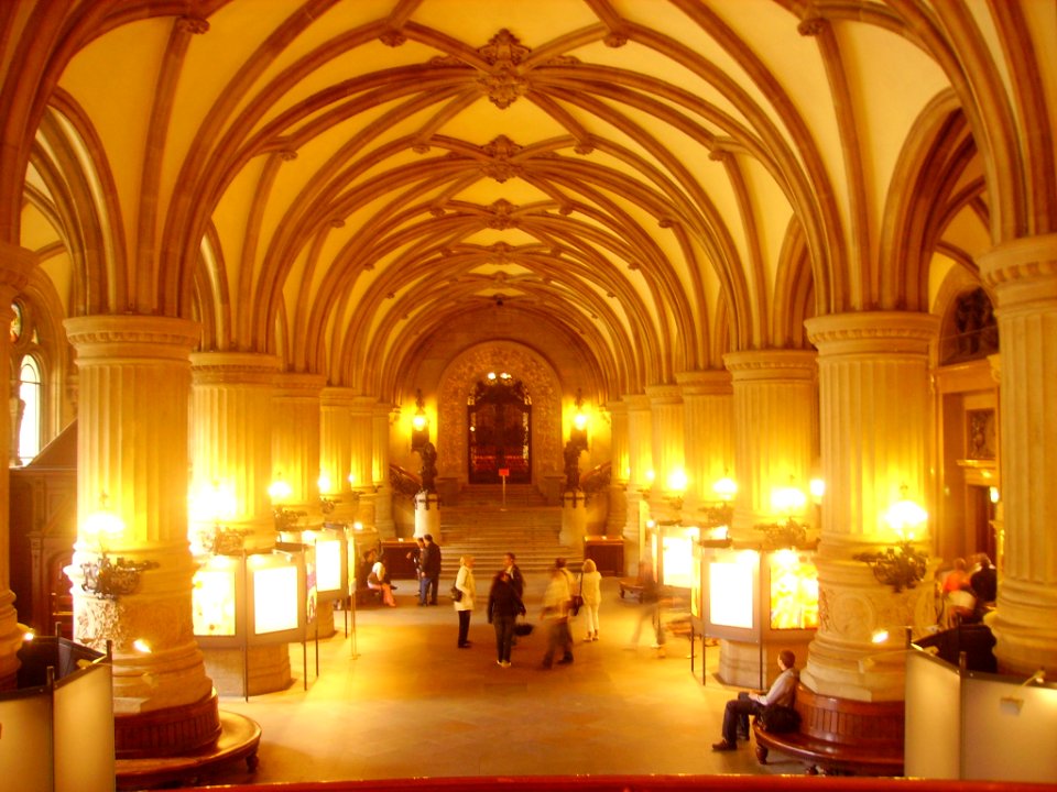 Hamburg Rathaus Innen Eingangshalle 1