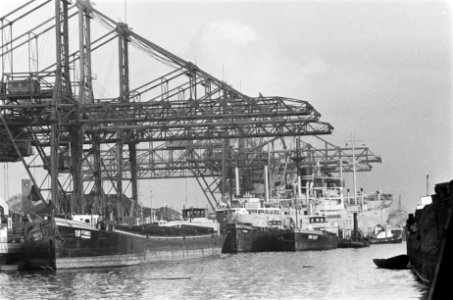 Haven te Rotterdam, Bestanddeelnr 915-2207