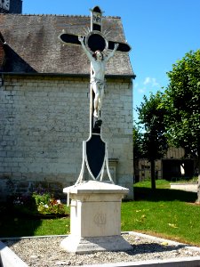 Hauteville (Ardennes) croix de village