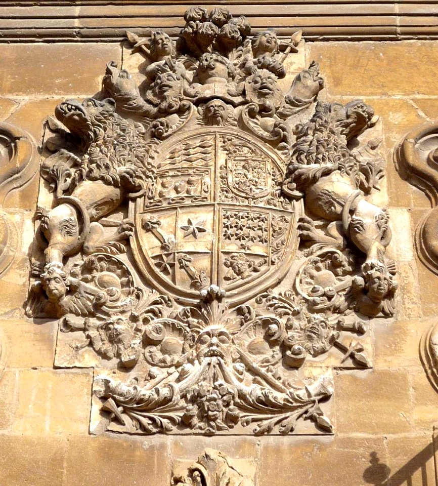 Haro - Palacio de la Plaza de la Cruz 07