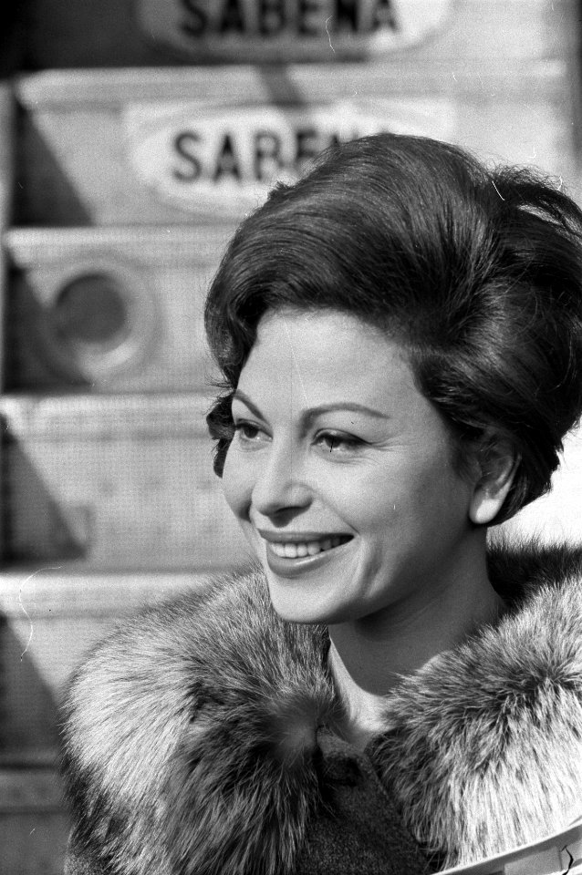 Haya Harareet, hoofdrolvertolkster, in de rol van Esther, in de film Ben Hur, Bestanddeelnr 911-6566