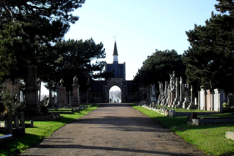 Hove Cemetery Chapel, Old Shoreham Road, Hove (February 2011) (1)