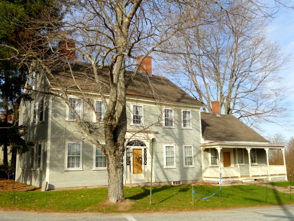 House on Old Common - Douglas, Massachusetts - DSC02706