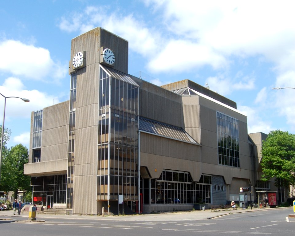 Hove Town Hall, Norton Road-Tisbury Road-Church Road, Hove (May 2020) (5)