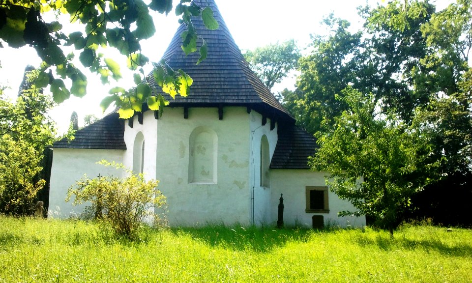 Holy Trinity Church (Valašské Meziříčí) presbyterium