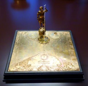 Horizontal sundial with turbaned figure, Christoph Schissler, Augsburg, 1562 - Mathematisch-Physikalischer Salon, Dresden - DSC08032