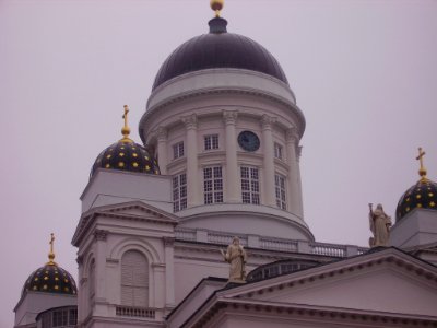 Helsinki Weißer Dom Kuppel photo