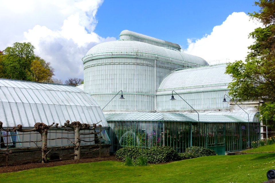 Greenhouse view - Royal Castle of Laeken - Brussels, Belgium - DSC07138