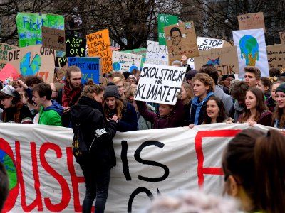 Greta Thunberg at the front banner of the FridaysForFuture demonstration Berlin 29-03-2019 02