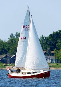 Halman 20 sailboat Red Pepper 1908