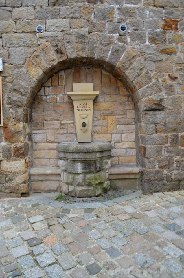 Heppenheim, Karl Freisens Brunnen