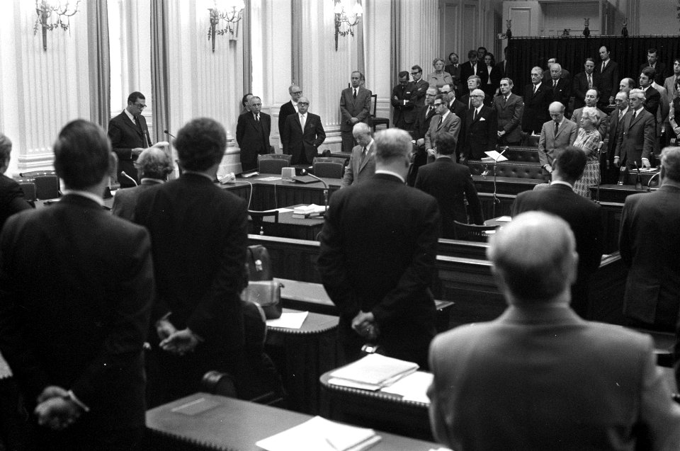 Herdenking in Tweede Kamer van overleden oud-kamerleden Bruns Slot , Albering en, Bestanddeelnr 925-5193