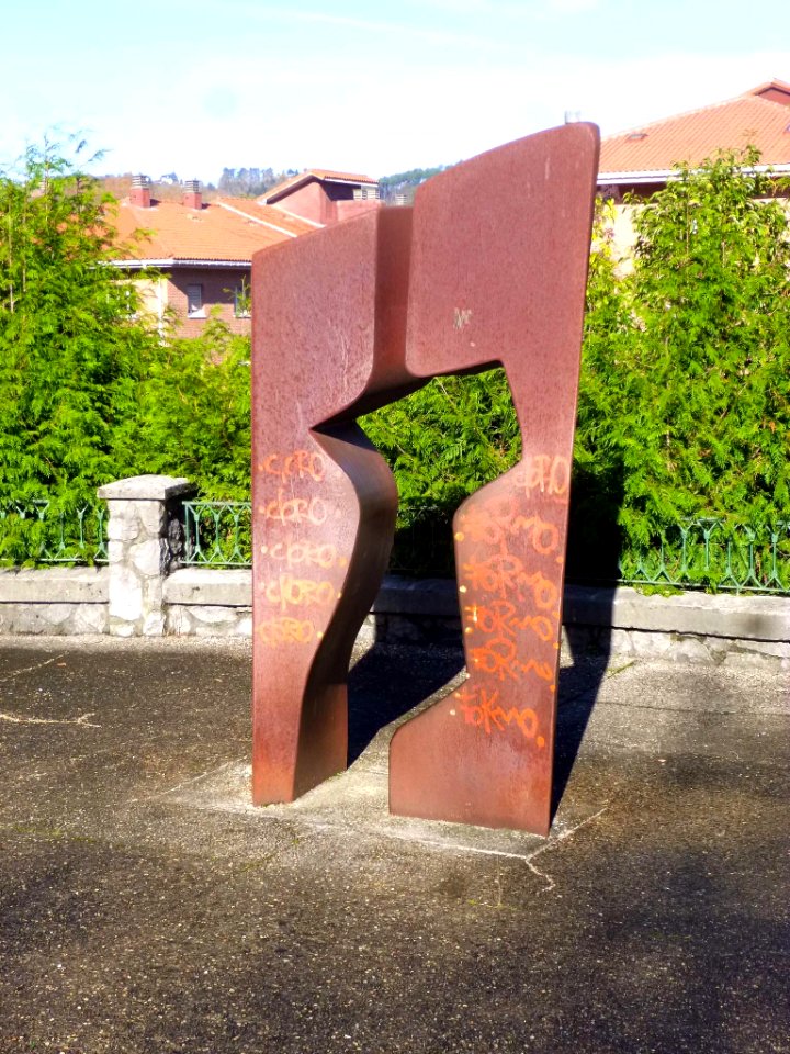 Hernani - Escultura 3