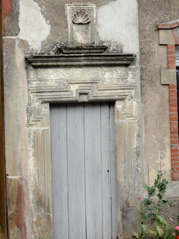 Herbéviller (M-et-M) dessus de porte maison B