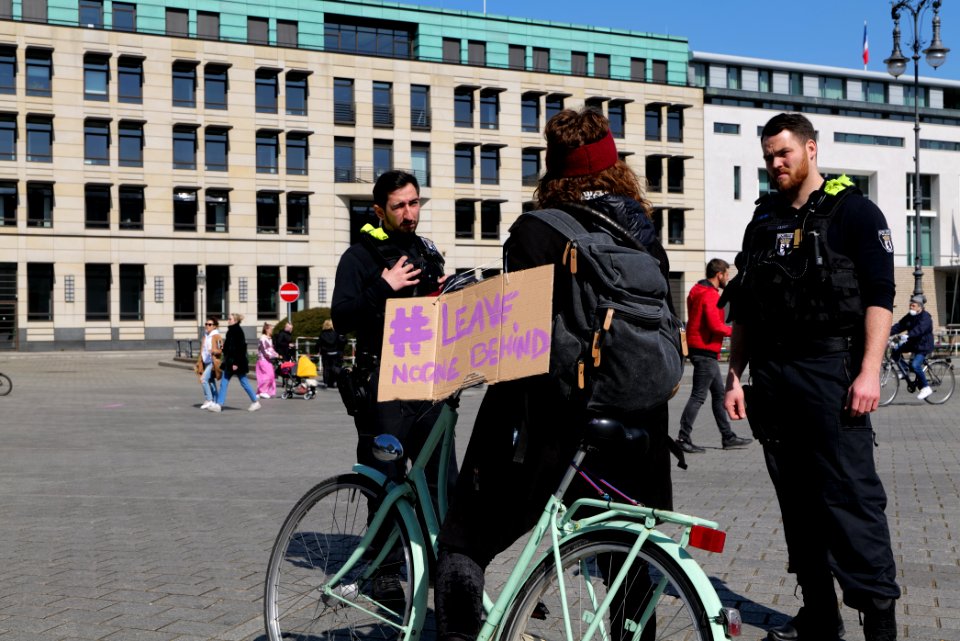 LeaveNoOneBehind protest Berlin 2020-04-05 78