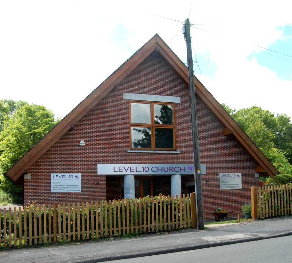 Level 10 Church, Stanmore Lane, Stanmore, Winchester (June 2019) (6)