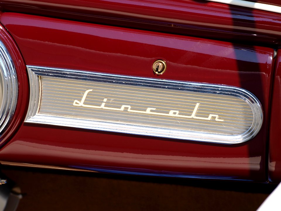 Lincoln Continental Cabriolet photo-56