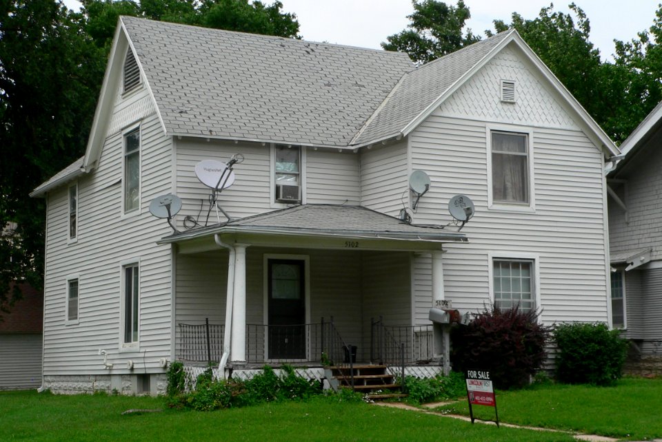 Lincoln, Nebraska 5102 Walker Ave