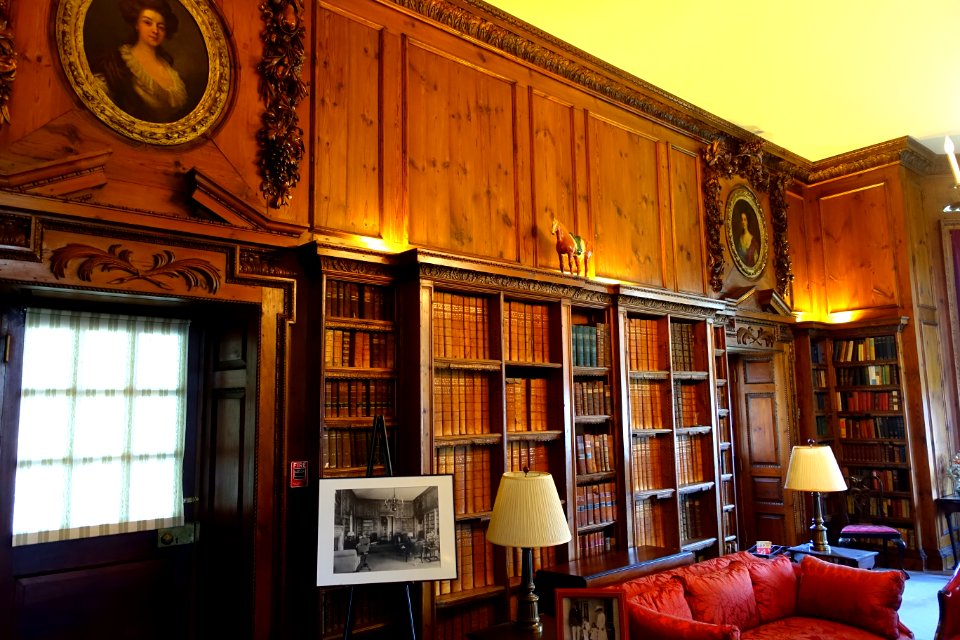 Library, woodwork from Cassiobury House, carvings by Grinling Gibbons - Great House - Castle Hill on the Crane Estate - Ipswich, Massachusetts - DSC06142