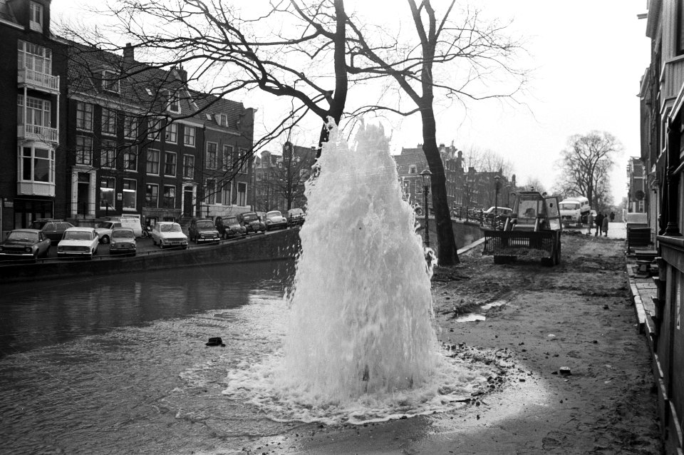 Lek in waterleiding Reguliersgracht Amsterdam, Bestanddeelnr 925-1733