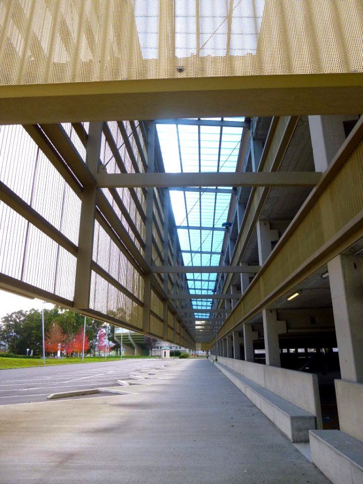 Lejona - Campus de Bizkaia de la UPV-EHU - Aparcamiento y Dársena de autobuses 3