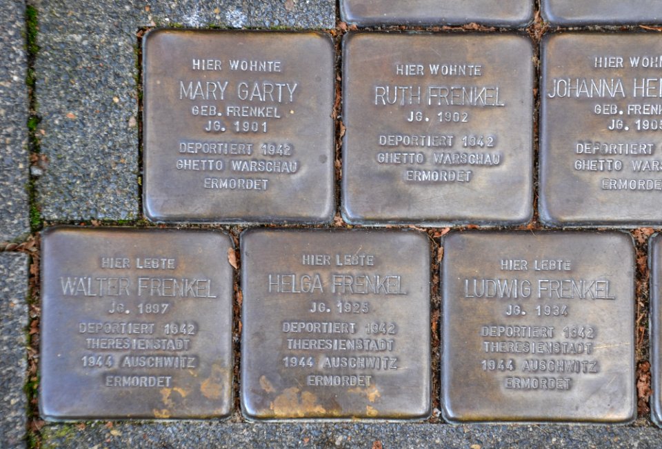 Lemgo - 2014-09-27 - Stolpersteine Frenkel & Co (6)
