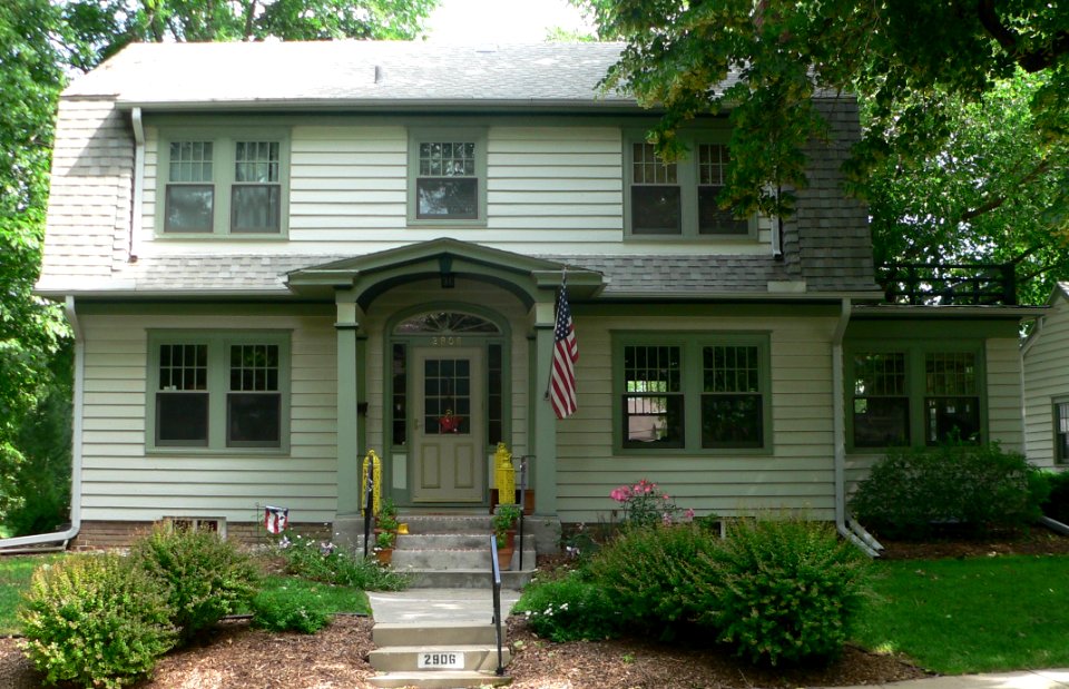 Lincoln, Nebraska 2906 Plymouth Ave
