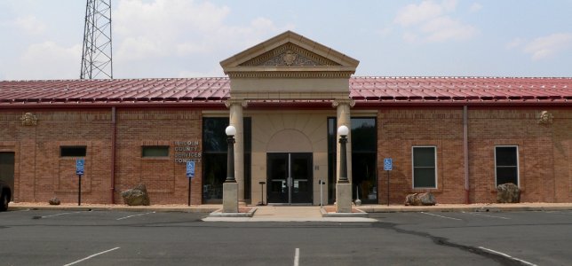 Lincoln County, Colorado courthouse main entrance 1