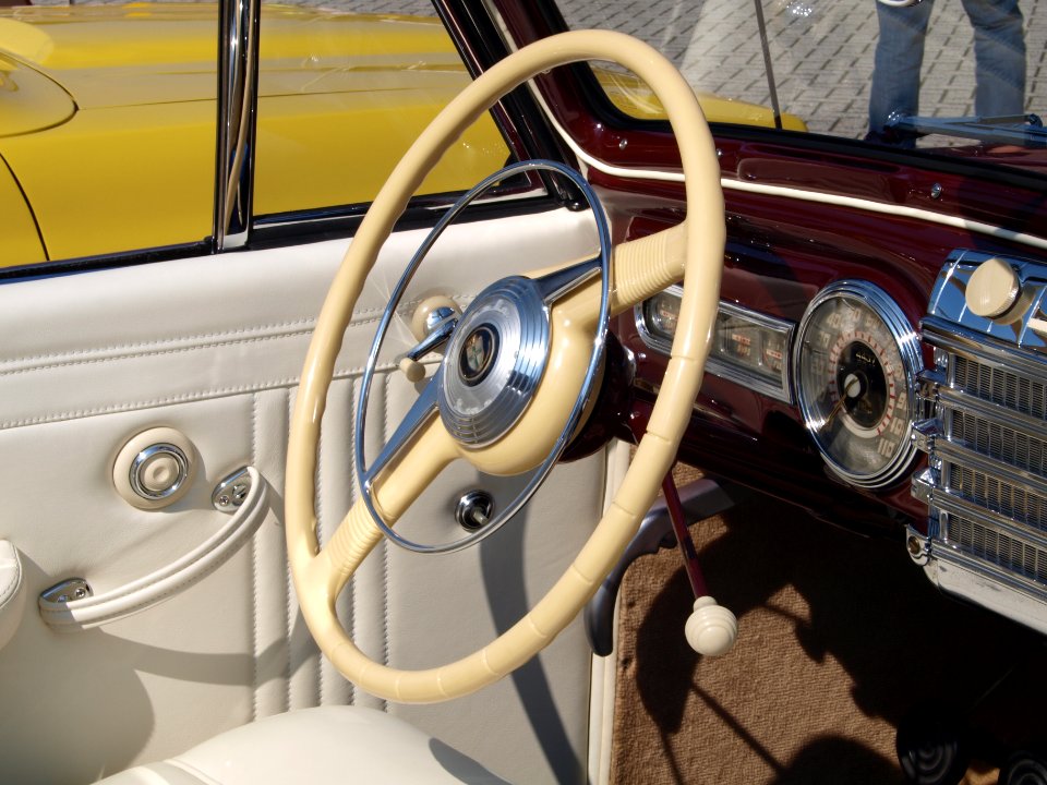 Lincoln Continental Cabriolet photo-52