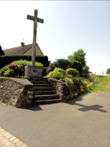 Le Grez (Sarthe) croix de mission
