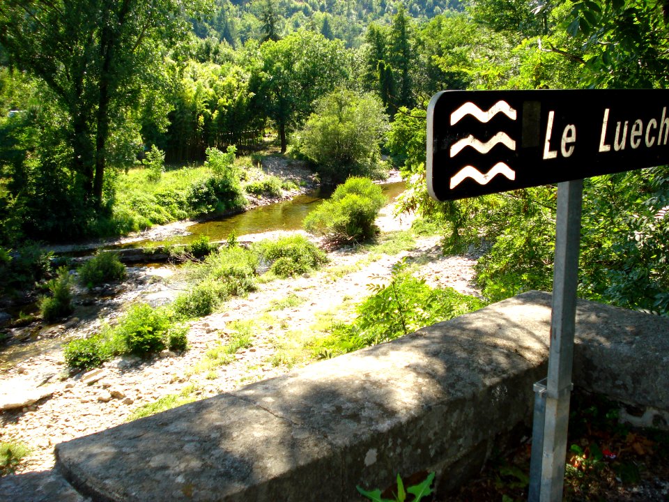 Le Luech à Pont-de-Rastel (Chamborigaud, Gard, Fr)