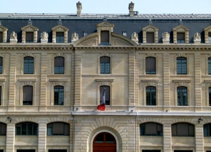 Le Palais de Justice (façade)