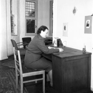 Leger, opleidingen, militairen, vrouwen, Bouvigne, Bestanddeelnr 900-6734