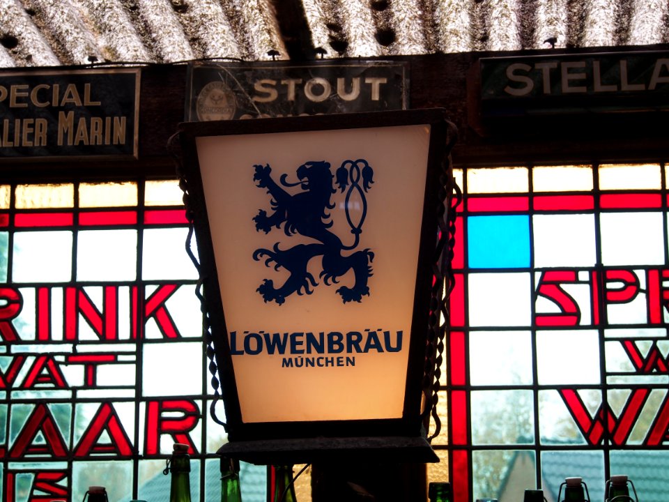 Löwenbräu München, lantaarn, foto 