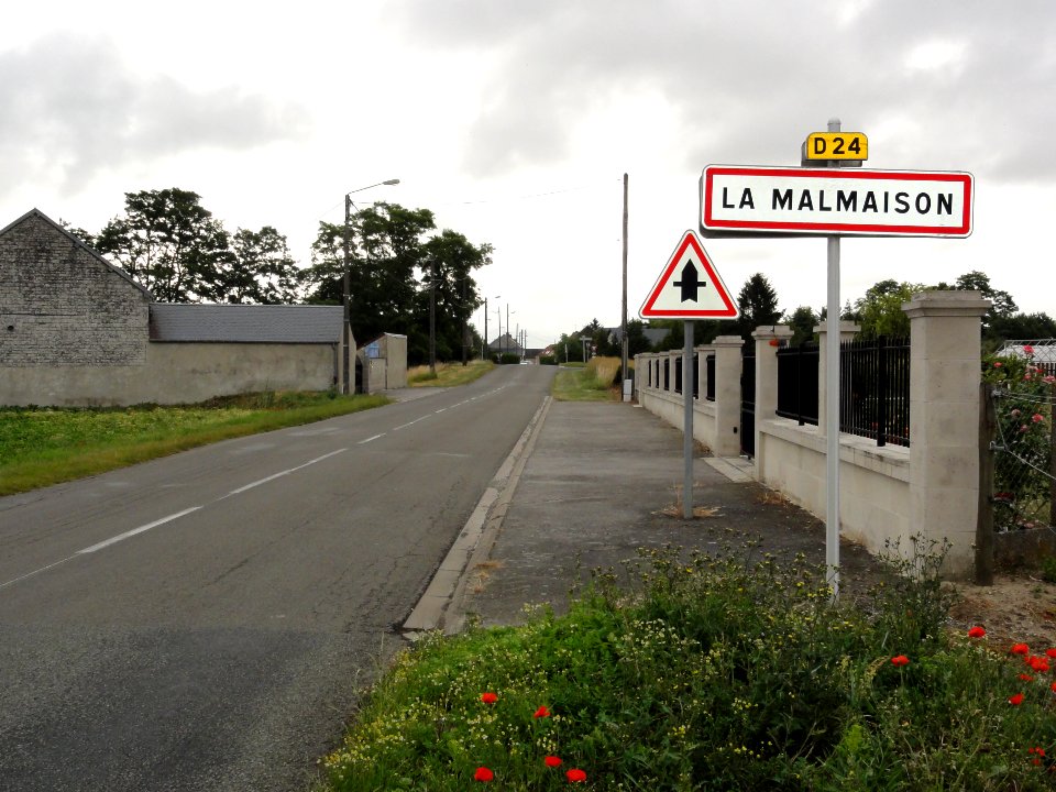 La Malmaison (Aisne) city limit sign