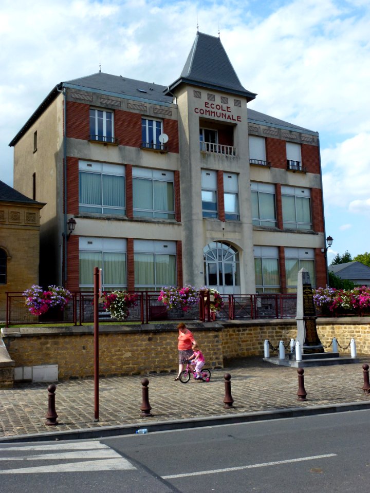 La Francheville (Ardennes) école
