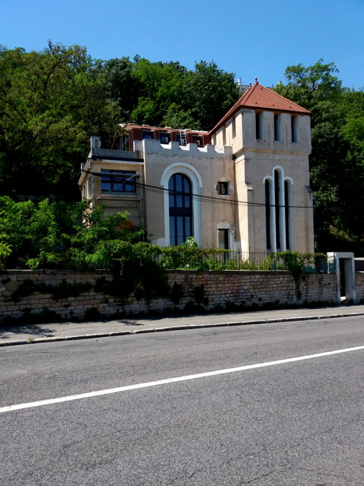 La Mulatière - Centre scolaire Assomption Bellevue - Bâtiment en rénovation (suite)