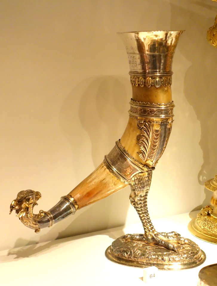 Large silver drinking horn with inscription, made in Augsburg, Germany, by Adam Forster, 1650, for diplomat and official Count Bengt Oxenstierna, horn, silver - Nordiska museet - Stockholm, Sweden - DSC09775