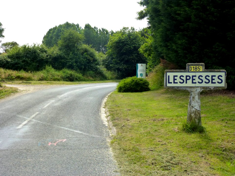 Lespesses (Pas-de-Calais, Fr) city limit sign