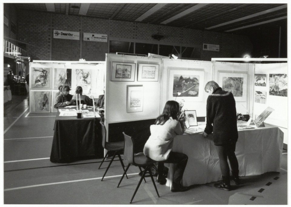 Kunstmanifestatie in de Beijneshal. NL-HlmNHA 54035107
