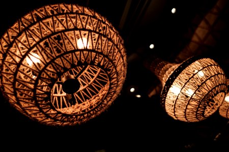 Lampen über der neuen Bar im Bären in Tübingen 2019